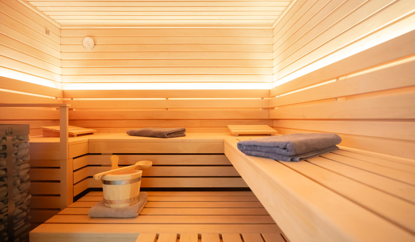 Individuelle Sauna nach Maß "Premium-Paket" mit Saunazubehör